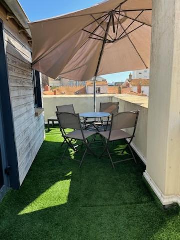 Plein Centre Maison Appartement 100 M De La Plage 150 M Du Port 莱萨布勒-多洛讷 外观 照片