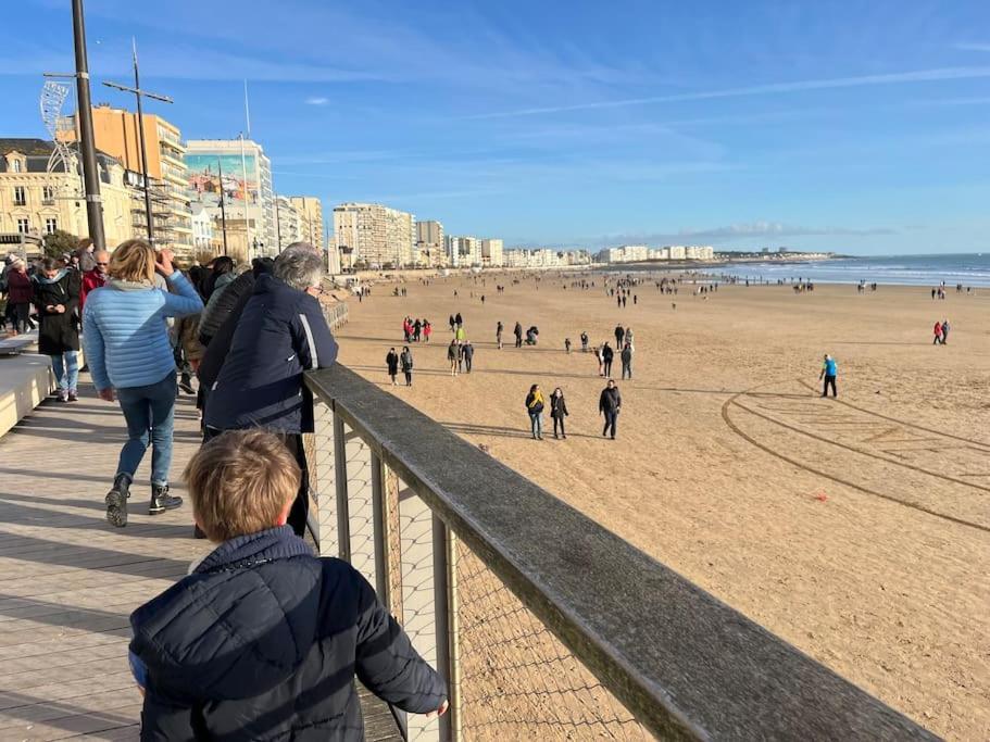 Plein Centre Maison Appartement 100 M De La Plage 150 M Du Port 莱萨布勒-多洛讷 外观 照片